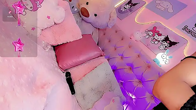 Cute Roxxy online show from November 11, 3:36 pm