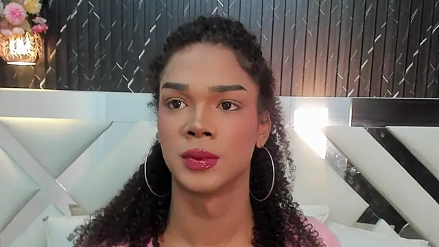 Snapshot of NaomiSteward chatting on March 17, 11:37 am NaomiSteward online show from March 17, 11:37 am