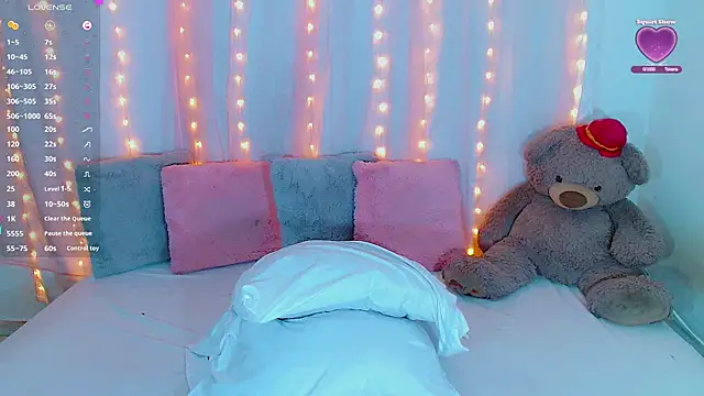 AlanaBekeer online show from October 24, 11:10 pm