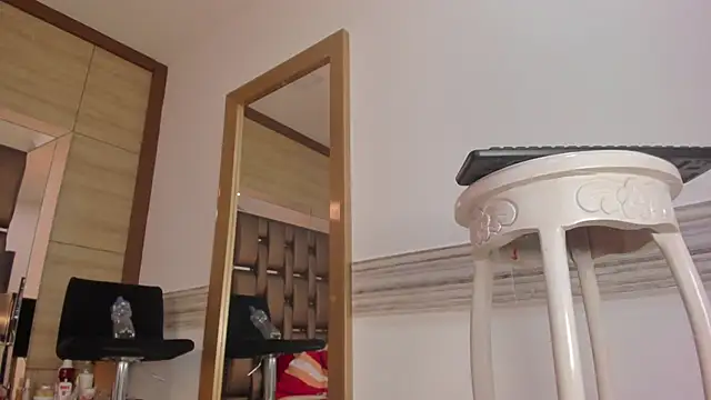 Sweets Hanna online show from April 17, 9:49 pm