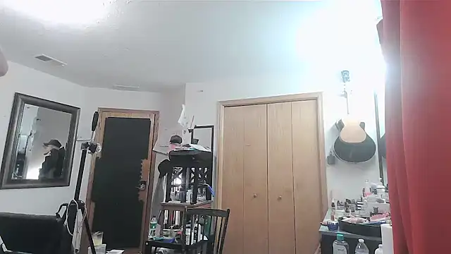 sissytrapdolly24 online show from March 18, 1:18 am