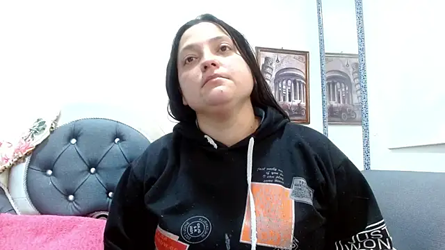 KataleyaStiward online show from June 30, 4:18 pm