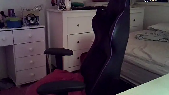 luizacandy online show from April 20, 12:12 am