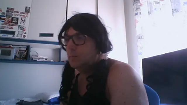 brindisiroby online show from July 20, 11:01 am