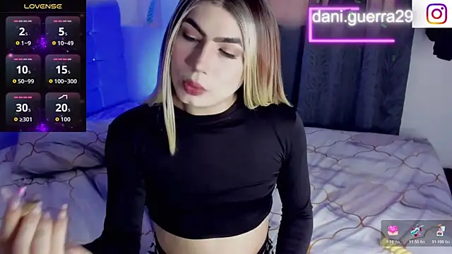 saskya online show from December 15, 11:16 am