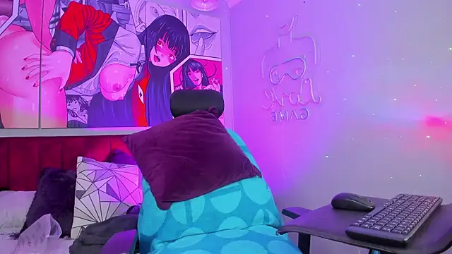  gia rose online show from January 10, 9:10 pm