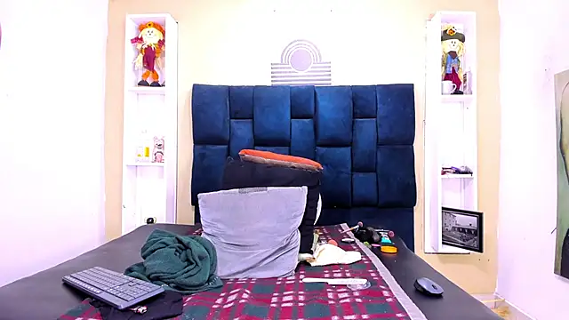 AlissonSpears online show from June 3, 3:30 am