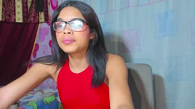 evelyn wine online show from February 25, 11:09 pm