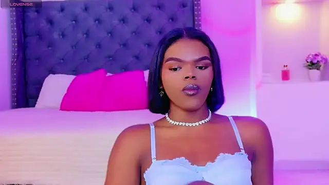 CamiEstrada online show from November 2, 12:52 am