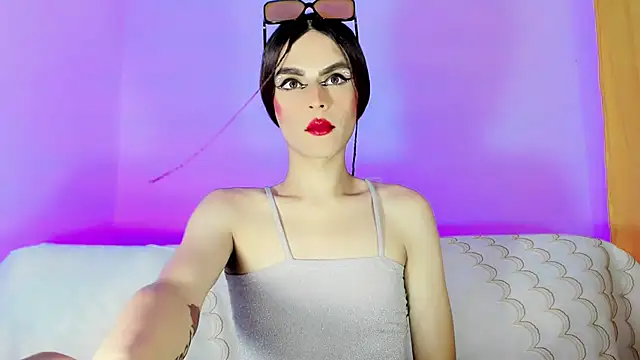 TatiGil online show from October 30, 3:49 am