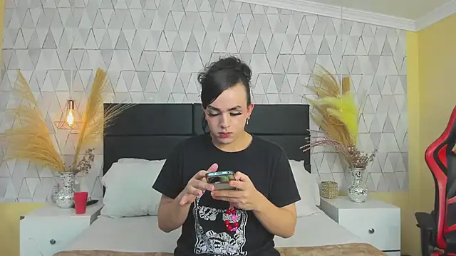 JustinePerry online show from February 7, 4:29 am