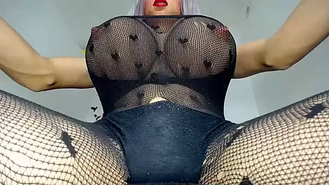 paulinabigcock online show from February 1, 7:55 pm