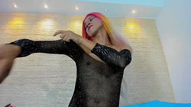 Samira Ali online show from January 4, 4:32 pm