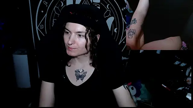 BrandiWRLD 999 online show from September 21, 1:11 am