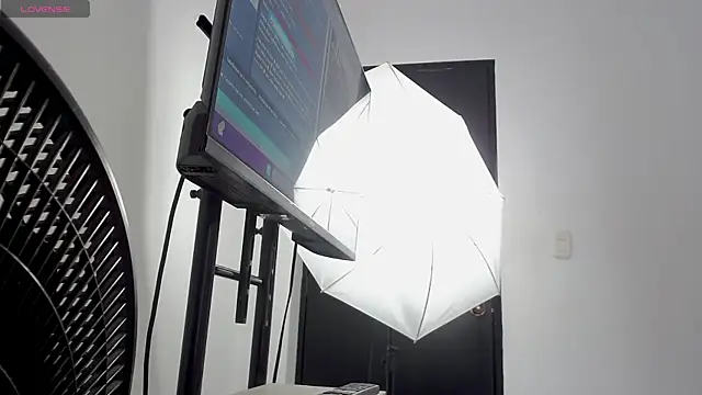 Snapshot of CATALAIA_STOMM chatting on January 25, 1:03 pm CATALAIA STOMM online show from January 25, 1:03 pm