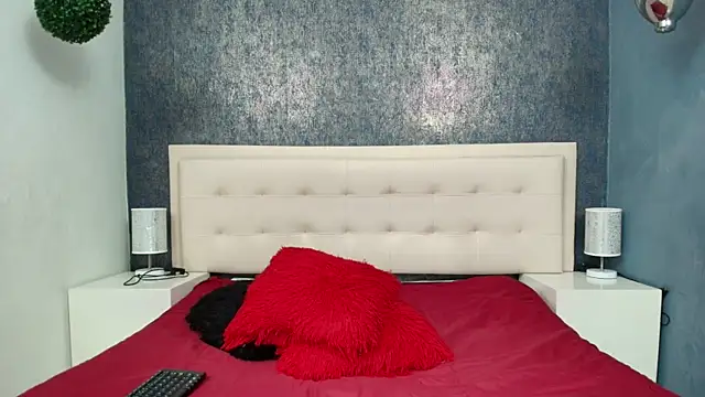 Celestial Queen  online show from March 27, 2:40 pm