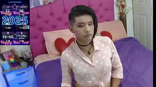 Snapshot of AlexaFontana chatting on January 21, 8:00 pm AlexaFontana online show from January 21, 8:00 pm