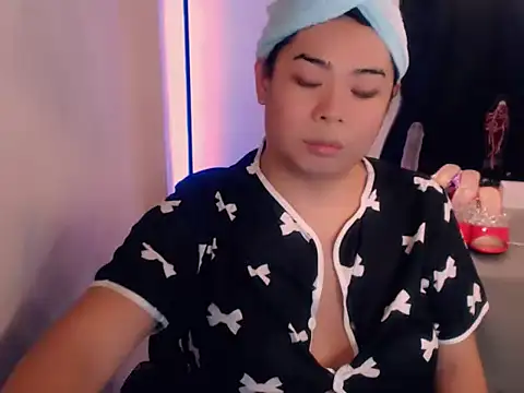 Nathalie Heartxoxo69 online show from March 23, 2:11 pm