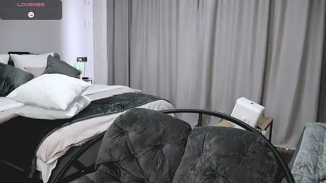 Dasha M online show from March 31, 12:40 pm