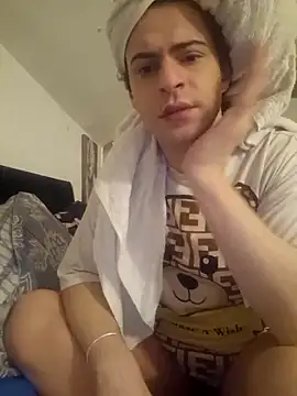 Snapshot of perla97 chatting on December 2, 4:26 pm perla97 online show from December 2, 4:26 pm