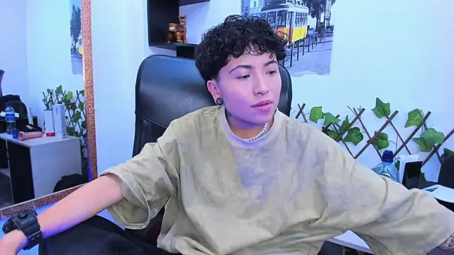 Im Mathias online show from November 23, 4:03 am