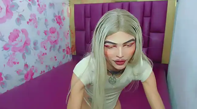 Luna and valery online show from December 31, 7:51 pm