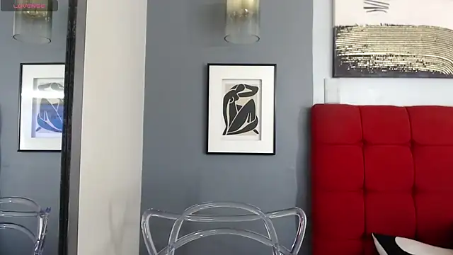  Natassia Dreams online show from March 3, 4:08 pm