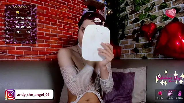 andy angell1 online show from February 23, 12:30 pm