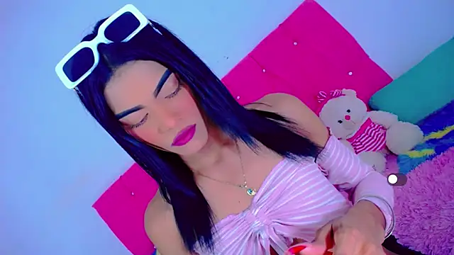 Theylor Rouse online show from January 6, 4:49 am