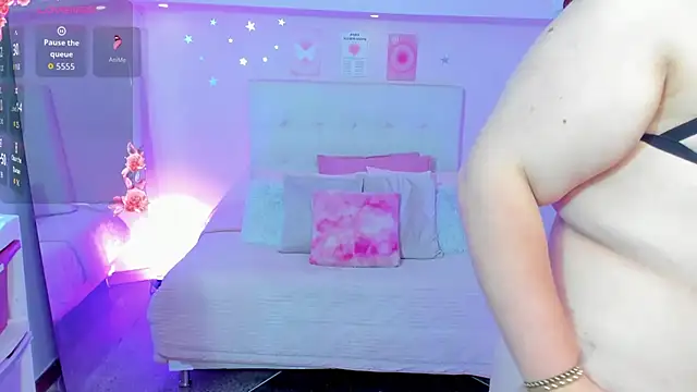 ScarlettDreamss7 online show from January 18, 6:05 pm