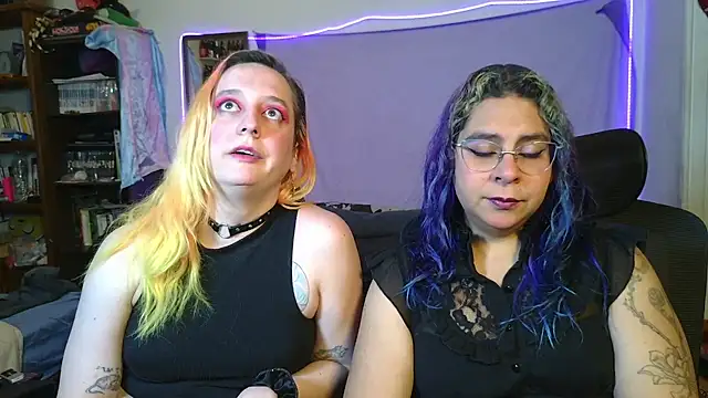 Evelan420 online show from March 13, 8:47 pm