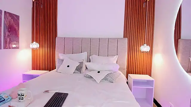 khloe-sweet online show from January 17, 1:30 pm