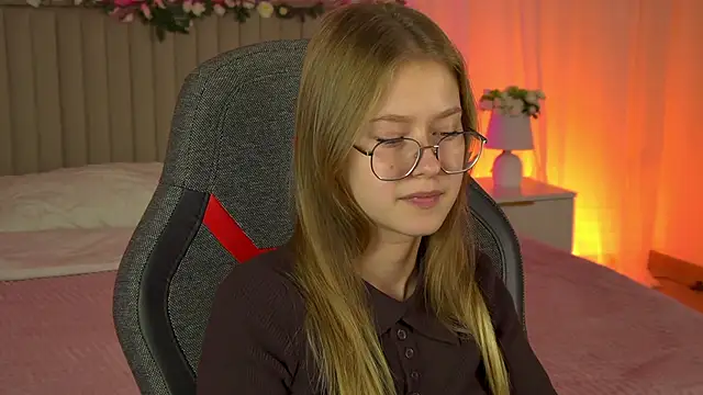 EveMundie online show from September 24, 12:22 pm