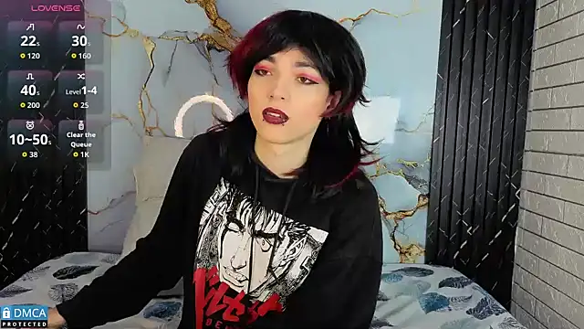 MaeveKuro online show from October 28, 3:04 am