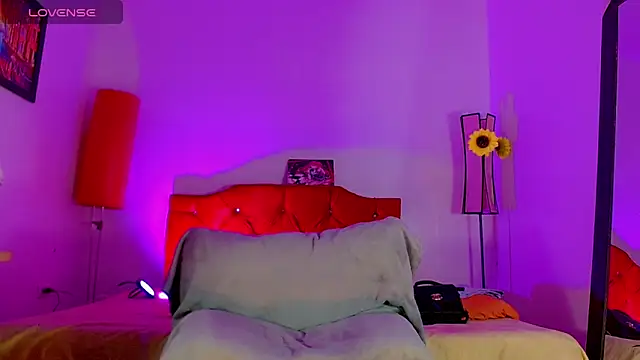 alexsandra kiss online show from April 16, 11:33 am