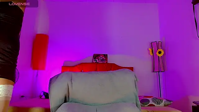 alexsandra kiss online show from April 17, 11:35 am