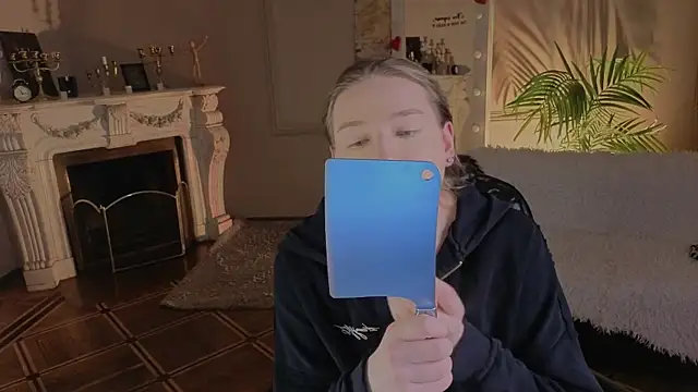 Jes Solar online show from April 12, 6:55 pm