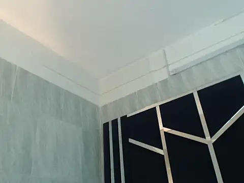 Snapshot of chaniesmith69x chatting on October 18, 9:35 am chaniesmith69x online show from October 18, 9:35 am