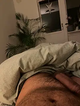 latina-pene online show from December 14, 12:38 am