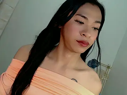 Annaloula online show from November 21, 5:47 pm