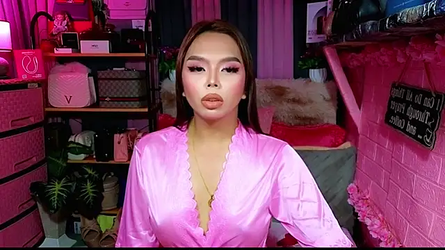 MoniqueCeleste online show from October 27, 1:46 am