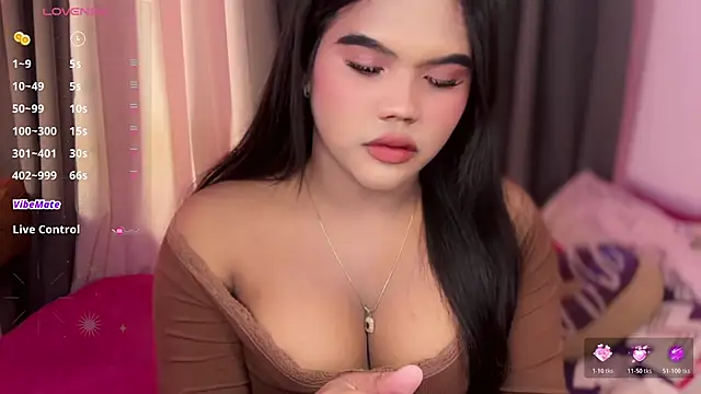 ursweet sofia online show from June 24, 4:05 pm