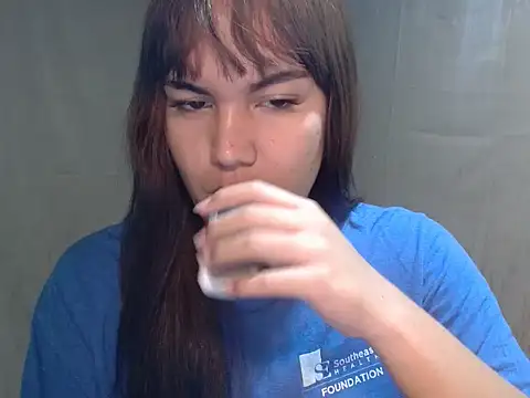 Enchantress Magdalena online show from April 1, 2:36 pm