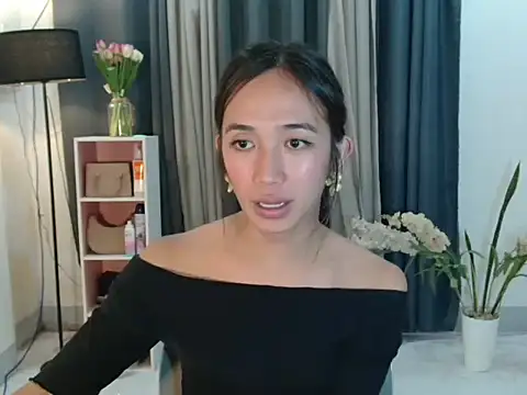 payatitaxxx online show from May 6, 1:28 pm