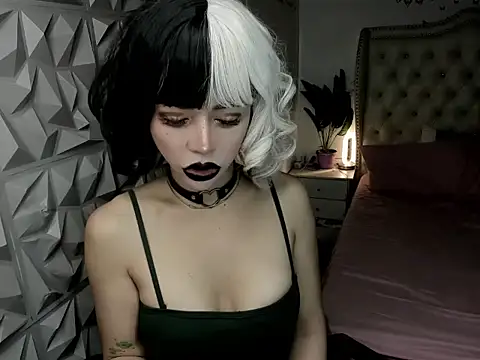 janecomander online show from June 3, 5:53 am