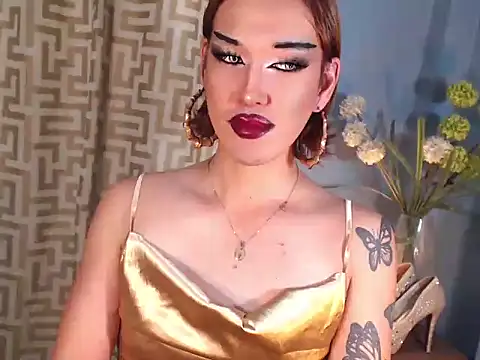 AleinaCroft online show from February 23, 9:34 am