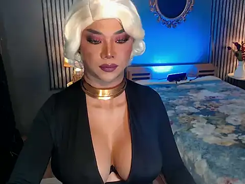 Snapshot of xAuroraRobinsx chatting on October 25, 10:21 am xAuroraRobinsx online show from October 25, 10:21 am