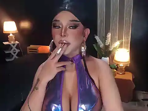 xAuroraRobinsx online show from March 27, 8:17 am