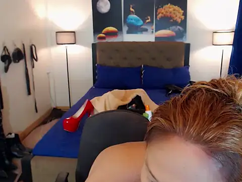 Allysonevanns online show from January 19, 8:23 am