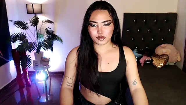 Unique Maya online show from February 11, 2:03 pm